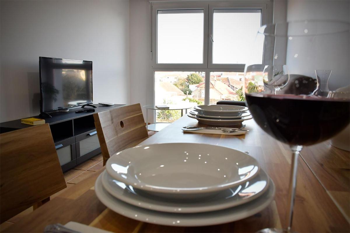 Pincheiro Apartamentos Turisticos ポブラ・ド・カラミニャル エクステリア 写真