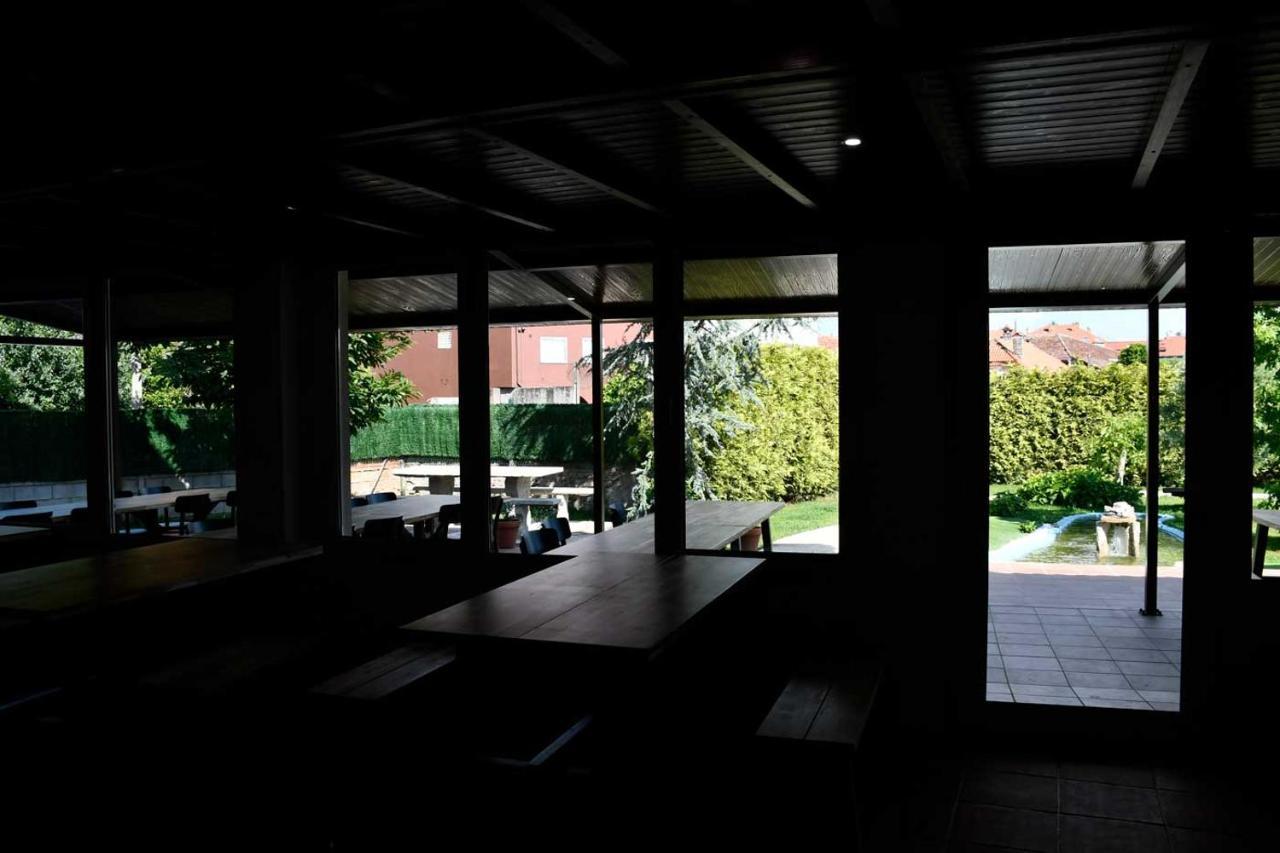 Pincheiro Apartamentos Turisticos ポブラ・ド・カラミニャル エクステリア 写真